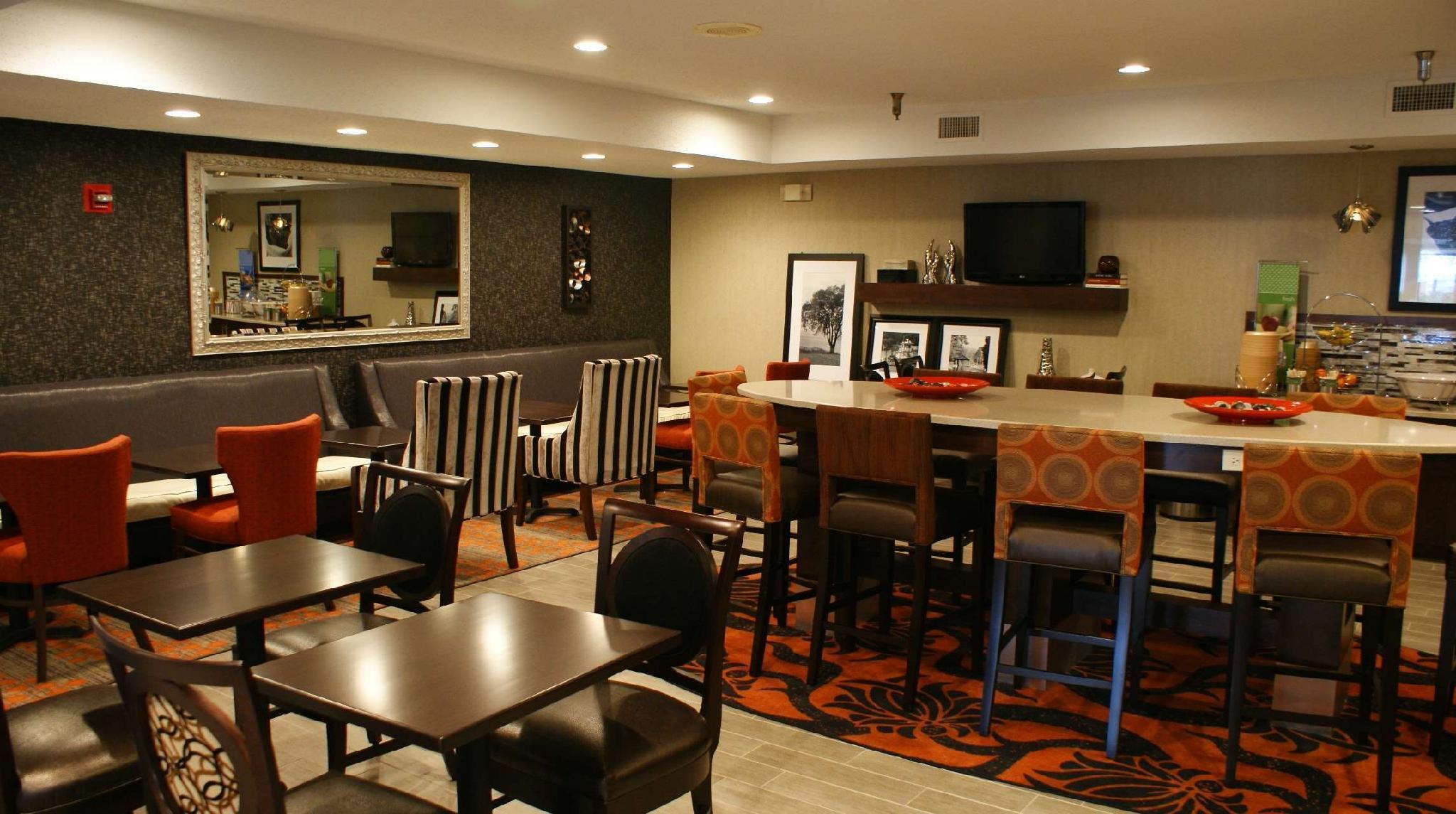Hampton Inn St. Louis-Chesterfield Bagian luar foto