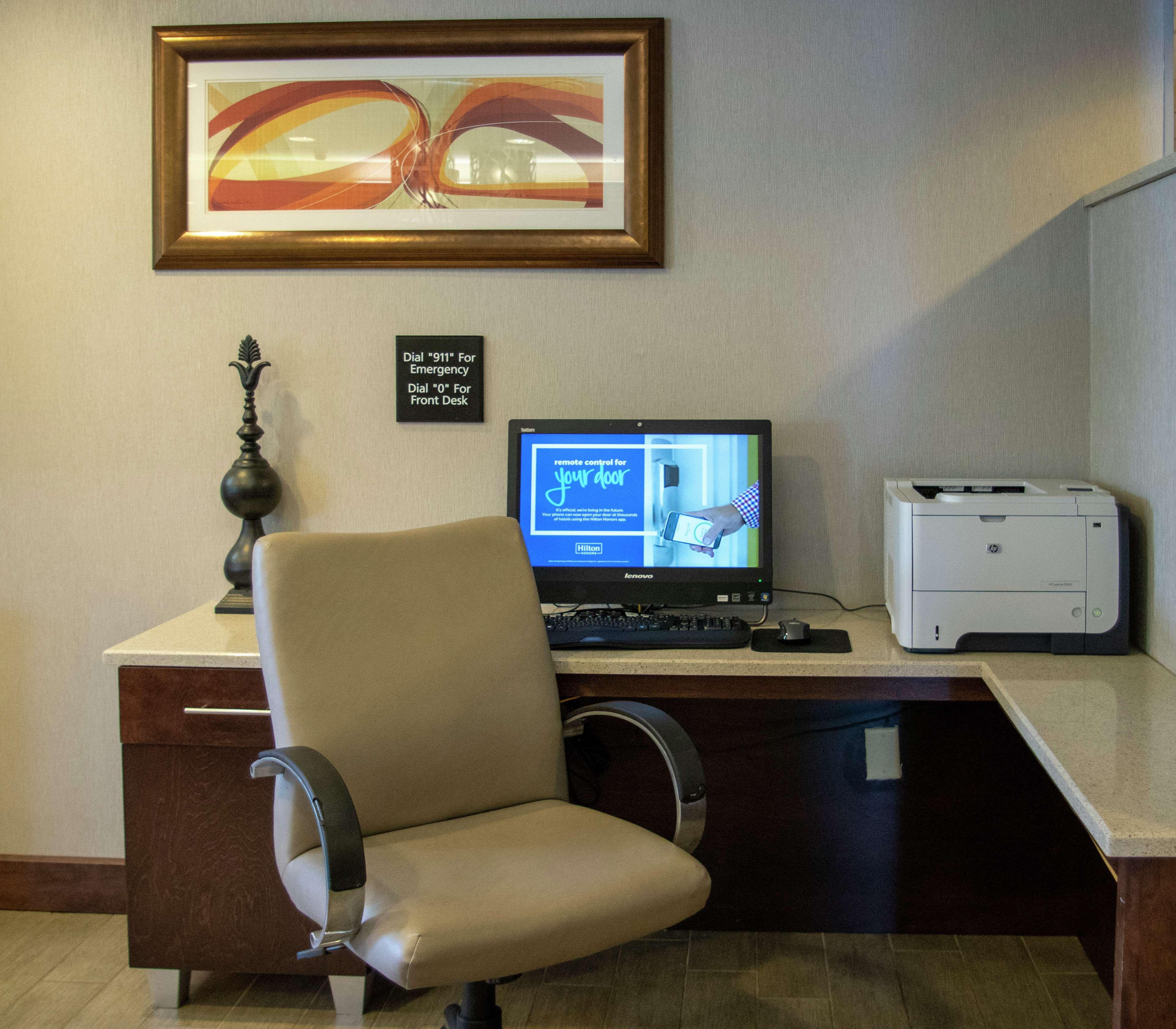 Hampton Inn St. Louis-Chesterfield Bagian luar foto